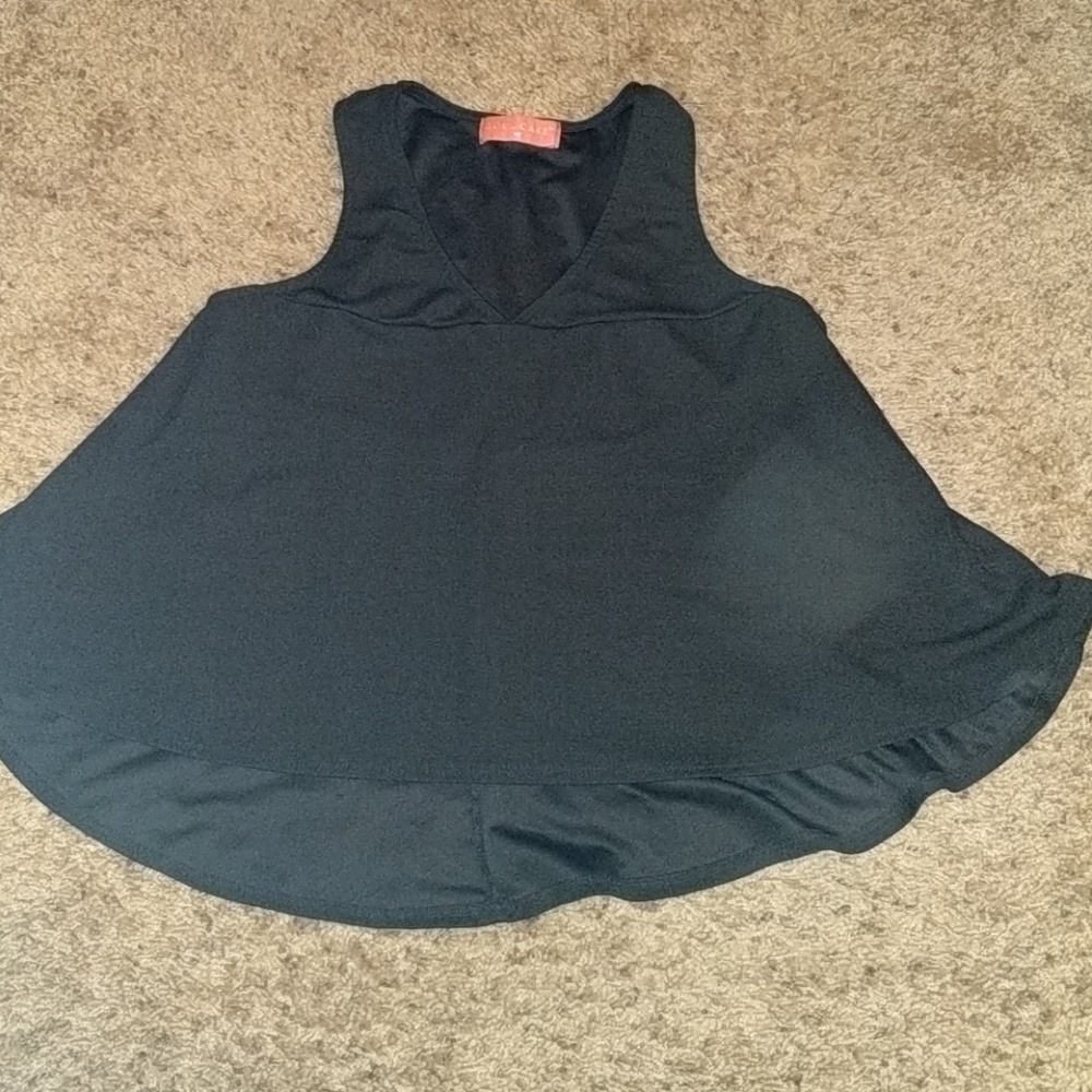 Black cropped tank top